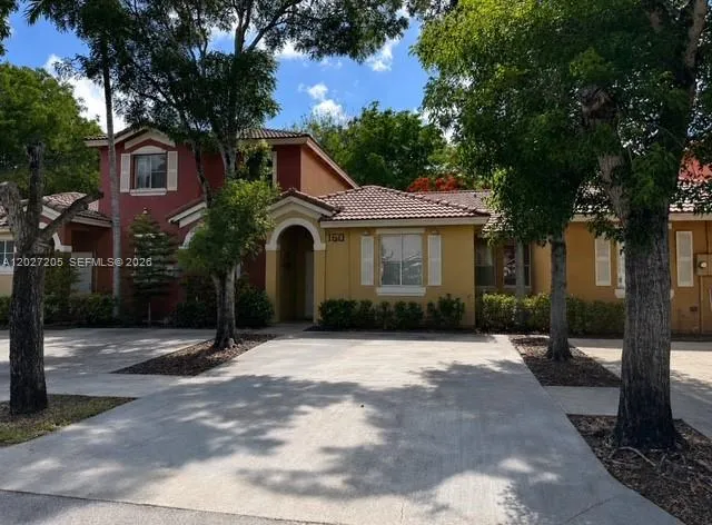 3-bedroom home at 160 SW 16th Avenue, Homestead