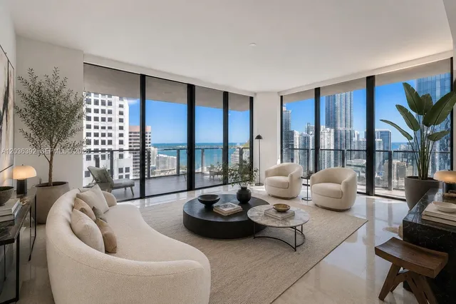 2-bedroom home at 68 SE 6th Street #3301, Miami