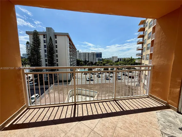 1-bedroom home at 2025 NE 164th Street #507, North Miami Beach