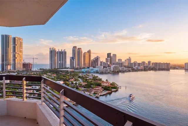 2-bedroom home at 19195 NE 36th Court #2301, Aventura