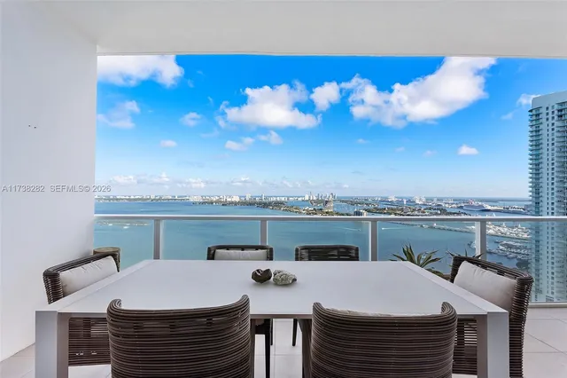 2-bedroom home at 2020 N Bayshore Drive #3307, Miami