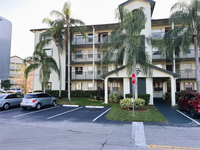 2-bedroom home at 1300 SW 130th Avenue #101F, Pembroke Pines