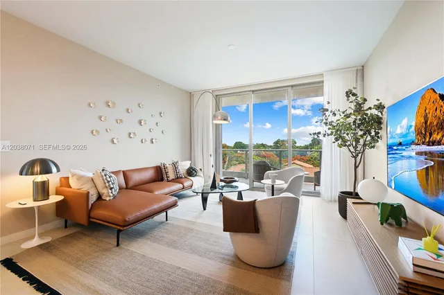 1-bedroom home at 2200 Brickell Avenue #308, Miami