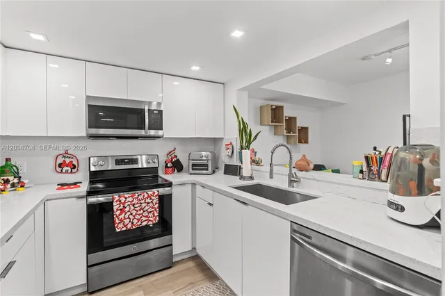 2-bedroom home at 2055 SW 122nd Avenue #326, Miami