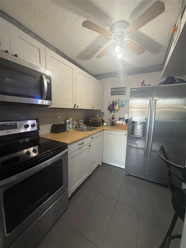 1-bedroom home at 9081 Sunrise Lakes Boulevard #108, Sunrise
