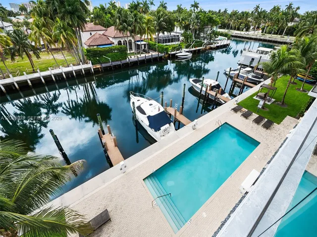3-bedroom home at 30 Isle Of Venice Drive #403, Fort Lauderdale