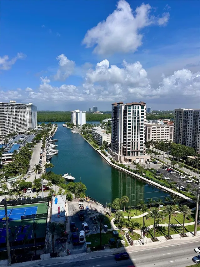 2-bedroom home at 15811 Collins Avenue #1505, Sunny Isles Beach