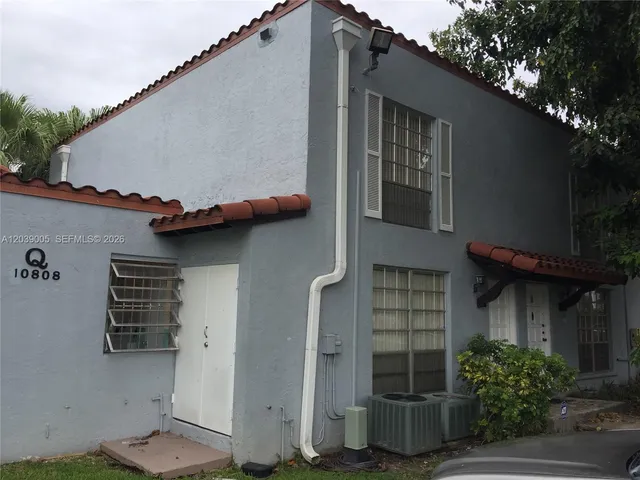 2-bedroom home at 10808 N Kendall Drive #Q4, Miami