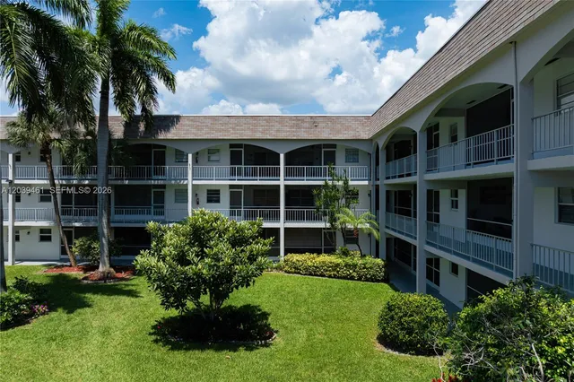 2-bedroom home at 541 Blue Heron Drive #308, Hallandale Beach