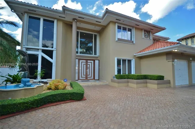5-bedroom home at 16232 NW 79th Avenue, Miami Lakes