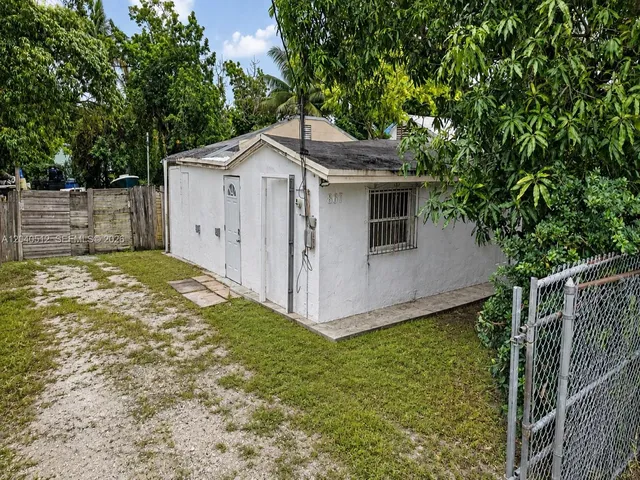 3-bedroom home at 867 NW 109th Street, Miami
