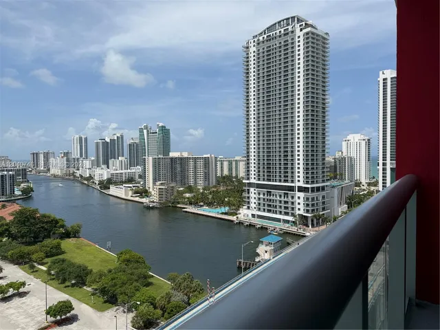 2-bedroom home at 2602 E Hallandale Beach Boulevard #R1910, Hallandale Beach
