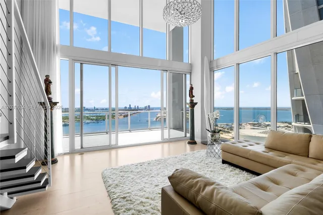 2-bedroom home at 1040 Biscayne Boulevard #3101, Miami