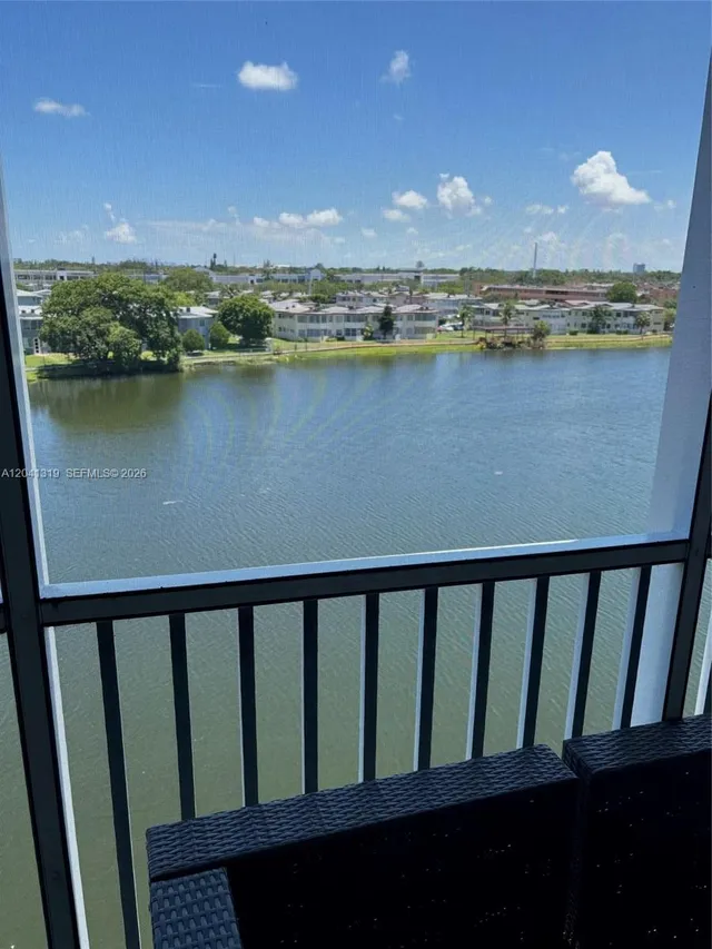 2-bedroom home at 1750 NE 191st Street #6274, Miami