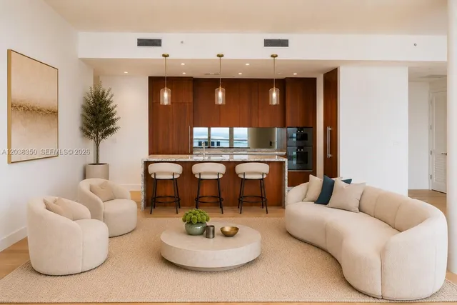 3-bedroom home at 175 SE 25 Road #3103, Miami