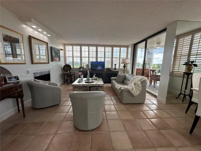 2-bedroom home at 1200 Saint Charles Place #618, Pembroke Pines