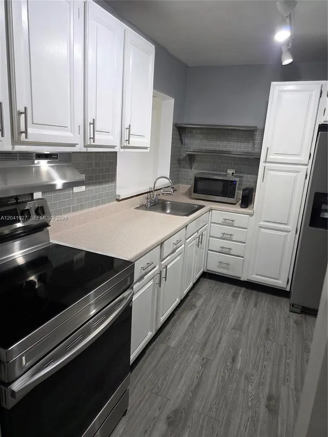 2-bedroom home at 8065 SW 107th Avenue #202, Miami