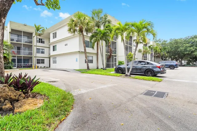 2-bedroom home at 4215 N University Drive #305, Sunrise
