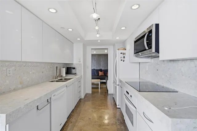 1-bedroom home at 2000 Towerside Terrace #1408, Miami