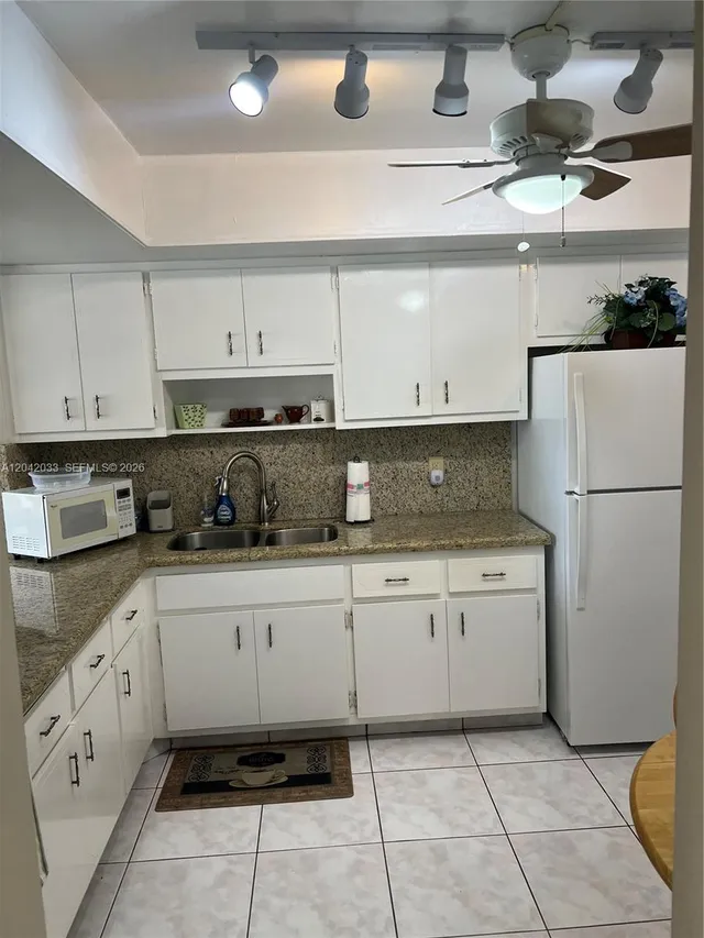 1-bedroom home at 1351 NE Miami Gardens Drive #222E, Miami