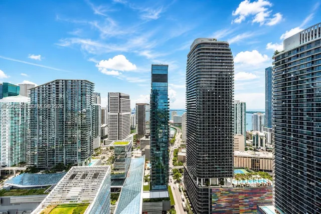 2-bedroom home at 88 SW 7 Street #3403, Miami