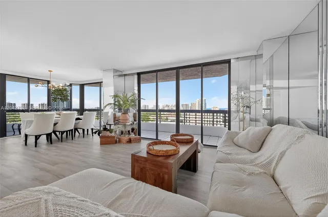 2-bedroom home at 3500 Mystic Pointe Drive #1804, Aventura