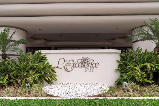 2-bedroom home at 5757 Collins Avenue #1604, Miami Beach