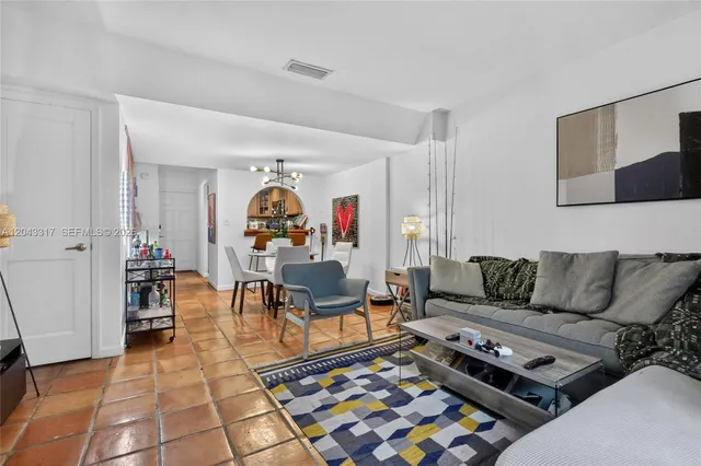 2-bedroom home at 6705 N Kendall Drive #312, Pinecrest