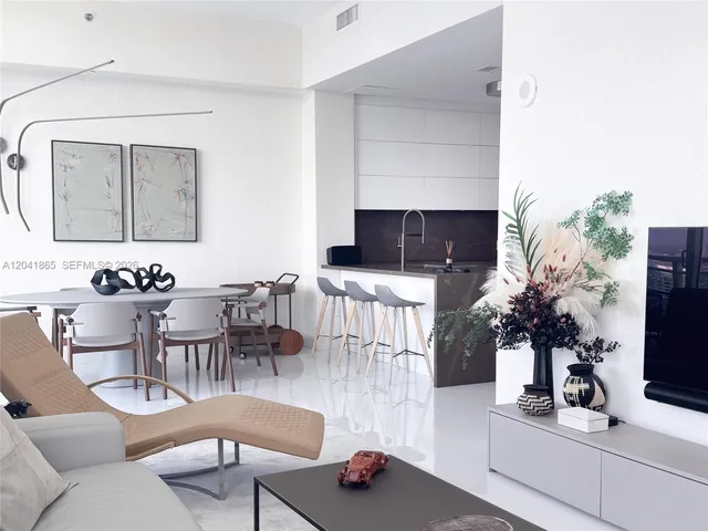 2-bedroom home at 950 Brickell Bay Drive #5608, Miami