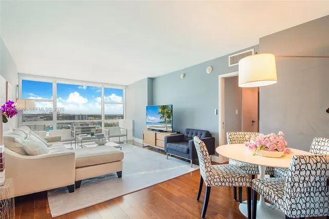 1-bedroom home at 6801 Collins Avenue #1101, Miami Beach