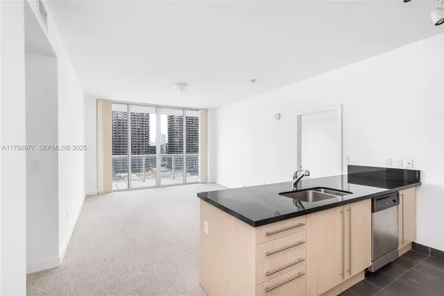 2-bedroom home at 1111 SW 1st Avenue #2423N, Miami