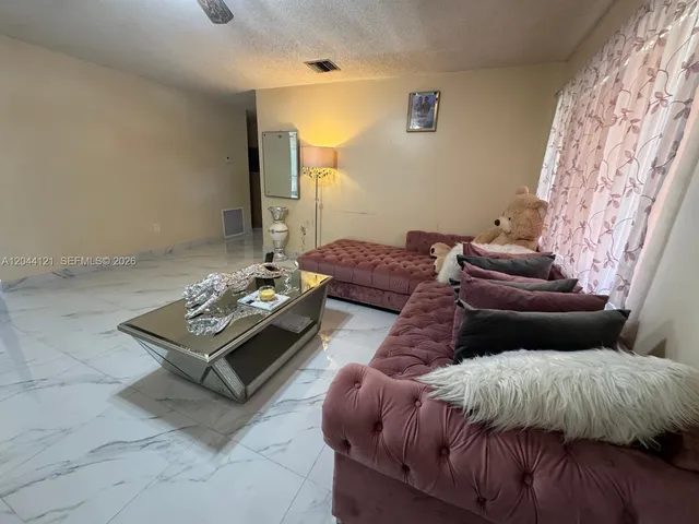 4-bedroom home at 5923 Fillmore Street, Hollywood