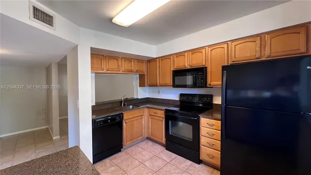 2-bedroom home at 757 NW 92nd Avenue #757, Plantation