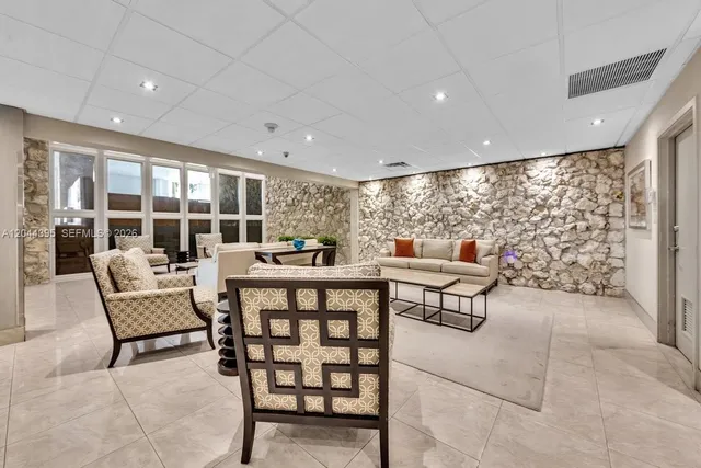 2-bedroom home at 3111 N Ocean Drive #904, Hollywood