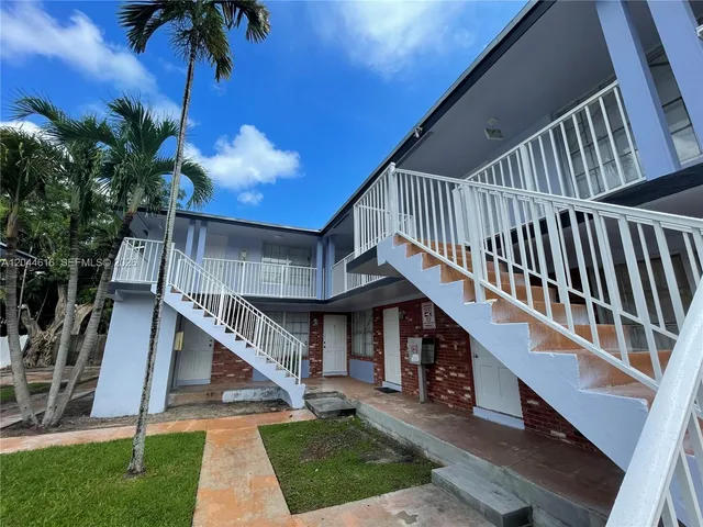 2-bedroom home at 7841 Dunham Boulevard #6, Miami