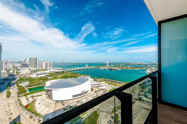 1-bedroom home at 398 NE 5th Street #2904, Miami