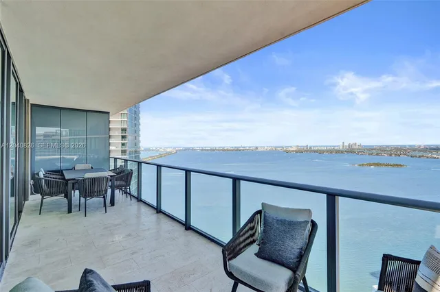 4-bedroom home at 650 NE 32nd Street #3901, Miami