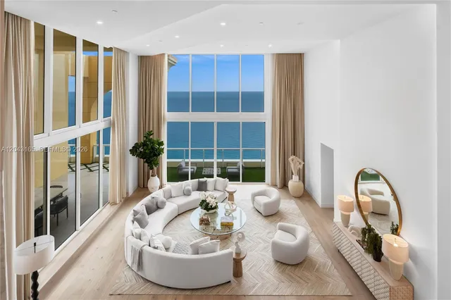 5-bedroom home at 17875 Collins Avenue #PH5002, Sunny Isles Beach