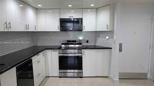 1-bedroom home at 1351 NE Miami Gardens Drive #511E, Miami