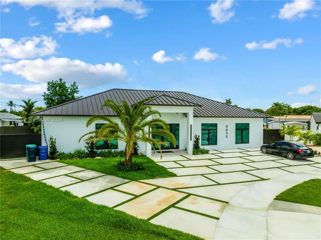 3-bedroom home at 9630 SW 10th Terrace, Miami