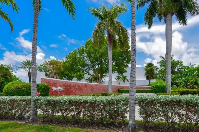 1-bedroom home at 2851 Leonard Drive #J505, Aventura