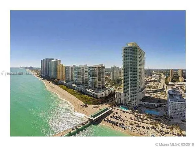 2-bedroom rental at 16699 Collins Avenue #1509, Sunny Isles Beach