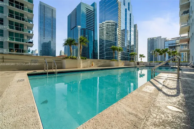 1-bedroom rental at 1200 Brickell Bay Drive #3619, Miami