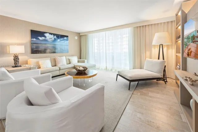 2-bedroom rental at 102 24th Street #915, Miami Beach