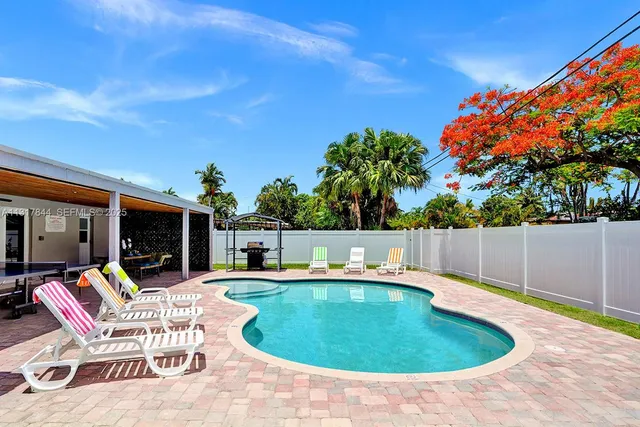 5-bedroom rental at 1301 Rodman Street, Hollywood