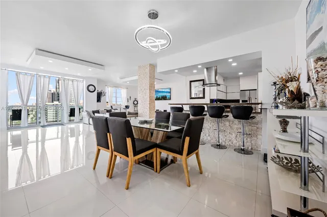 3-bedroom rental at 4001 S Ocean Drive #PH2, Hollywood