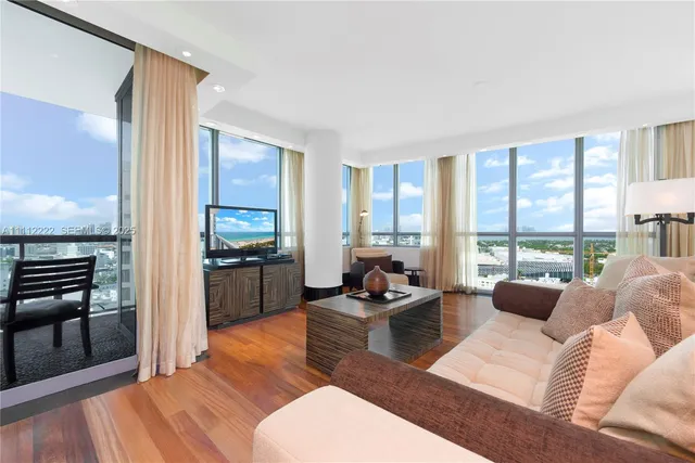 2-bedroom rental at 101 20th Street #2402, Miami Beach