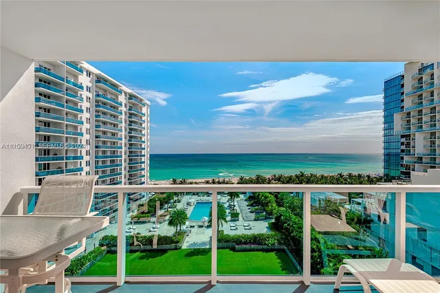 2-bedroom rental at 2301 Collins Avenue #938, Miami Beach