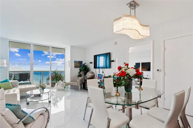 2-bedroom rental at 1830 S Ocean Drive #UP5010, Hallandale Beach
