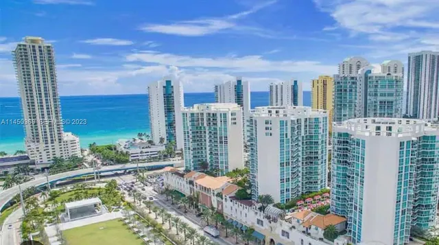 3-bedroom rental at 200 Sunny Isles Boulevard #21602, Sunny Isles Beach